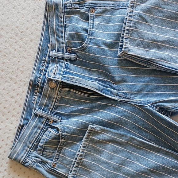 American Eagle striped high rise Jeans - Picture 4 of 12
